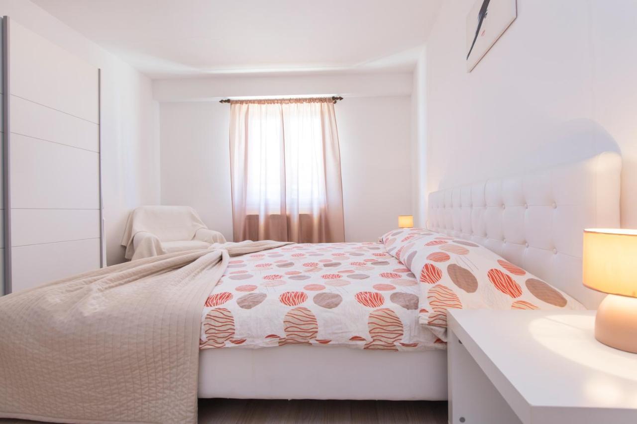 Apartmani Xenia&Desiderio Buzet Exterior foto