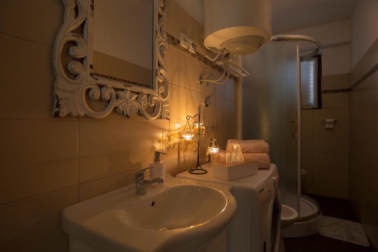 Apartmani Xenia&Desiderio Buzet Exterior foto