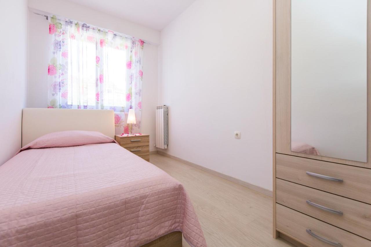 Apartmani Xenia&Desiderio Buzet Exterior foto